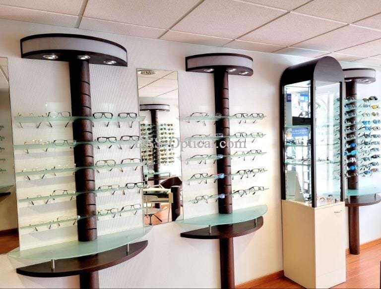 ESSILOR___MAG03-21.jpg